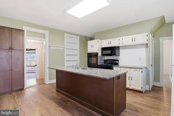 1545 LITITZ RD, Manheim, PA 17545