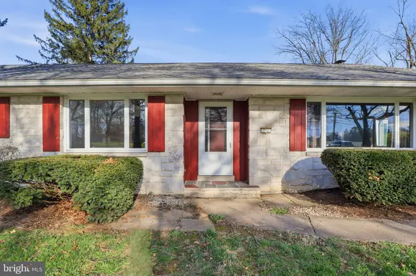 1437 LITITZ RD, Manheim, PA 17545