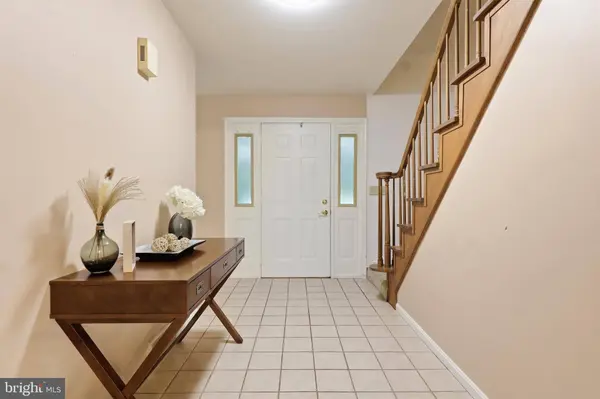 90 STEFFIE DR, Mount Wolf, PA 17347