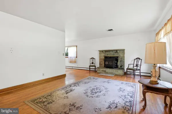 8407 BRADSHAW RD, Bradshaw, MD 21087