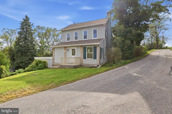 1525 WOODBERRY RD, York, PA 17408
