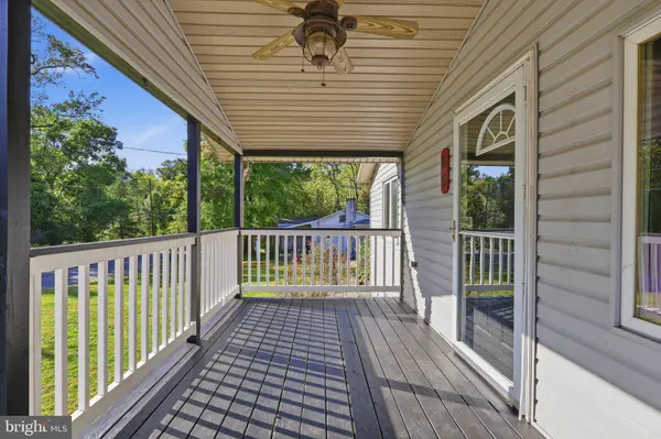 65 CREEK BOTTOM RD, Manchester, PA 17345