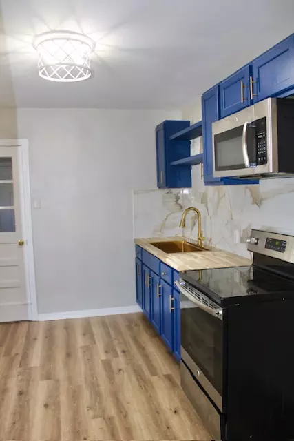 Mobile, AL 36607-2646,62 Macks St