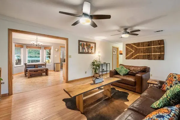 2374 Willowdale ST, Mobile, AL 36605