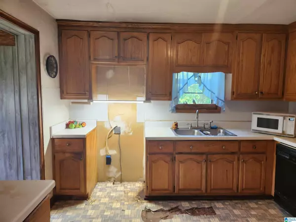 62777 US HWY 231, Cleveland, AL 35049