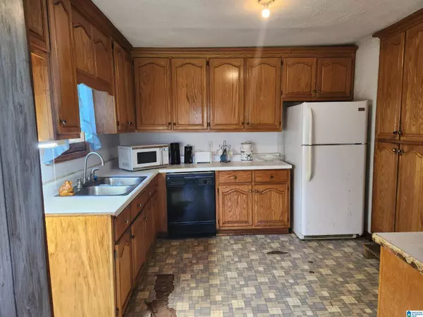 62777 US HWY 231, Cleveland, AL 35049