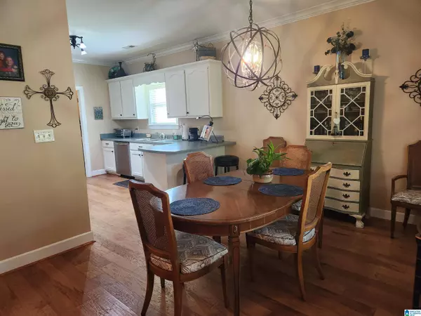 370 TRELLIS CIRCLE, Springville, AL 35146