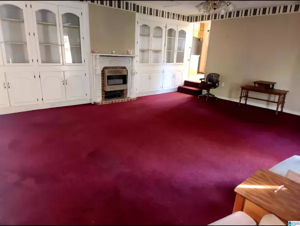 5810 STEMLEY BRIDGE ROAD, Talladega, AL 35160