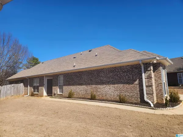 4761 LONGMEADOW DRIVE, Bessemer, AL 35022