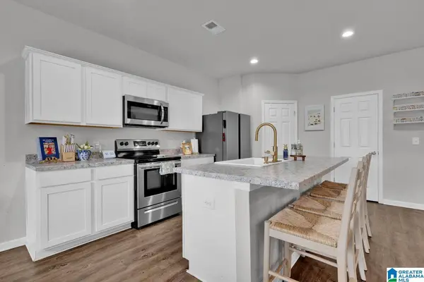 8653 MOHRING PLACE, Leeds, AL 35094