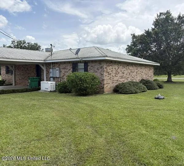 5901 Slater Circle, Moss Point, MS 39562