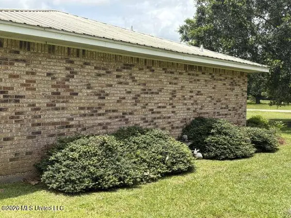 5901 Slater Circle, Moss Point, MS 39562