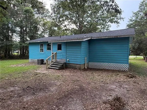 3725 Alba Club RD, Mobile, AL 36605