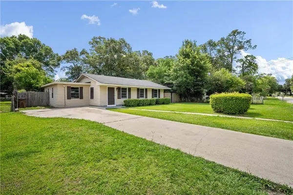 963 Shady Brook DR, Mobile, AL 36606