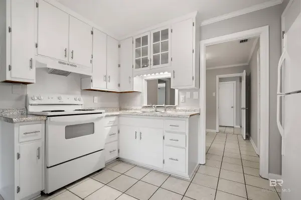 963 Shady Brook Drive, Mobile, AL 36606-2728