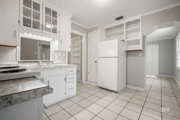 963 Shady Brook Drive, Mobile, AL 36606-2728