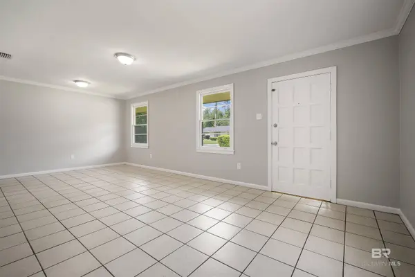 963 Shady Brook Drive, Mobile, AL 36606-2728