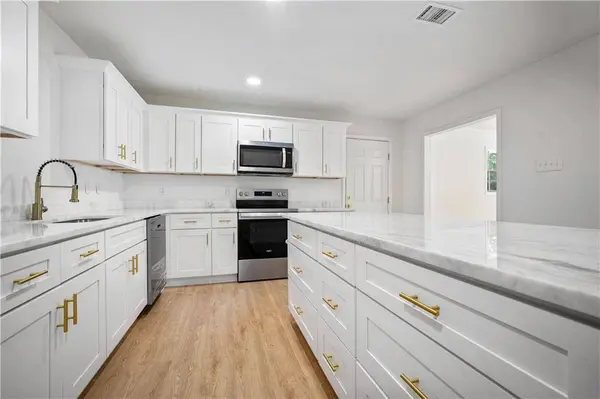 9311 Abilene DR S, Mobile, AL 36695