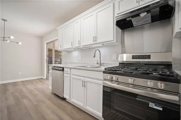 1452 Morlee DR E, Mobile, AL 36618