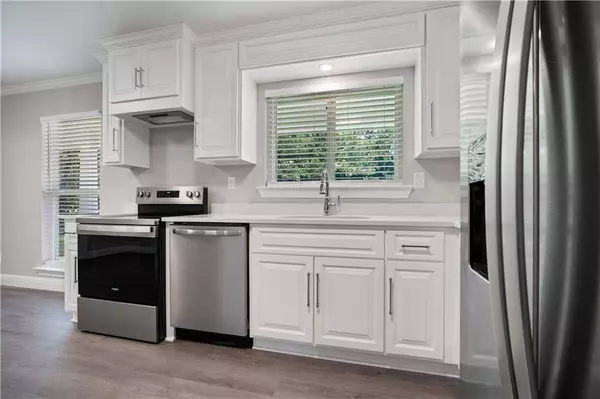 320 Cody RD S, Mobile, AL 36695