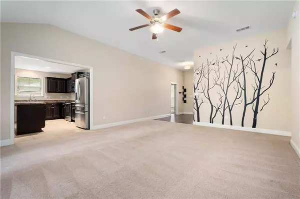 1019 Tudor LN, Mobile, AL 36695