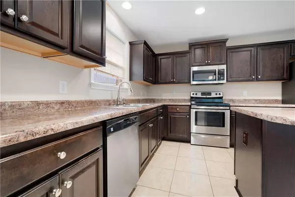 1019 Tudor LN, Mobile, AL 36695