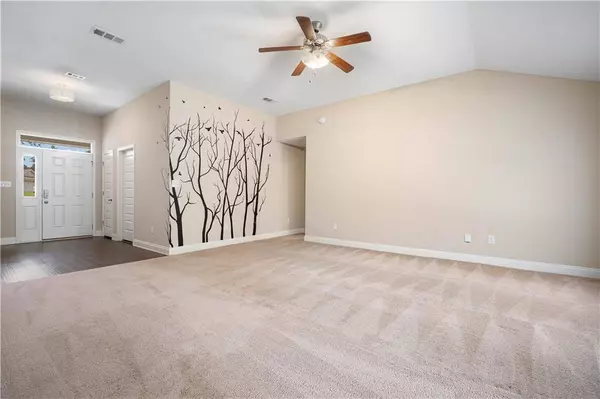 1019 Tudor LN, Mobile, AL 36695