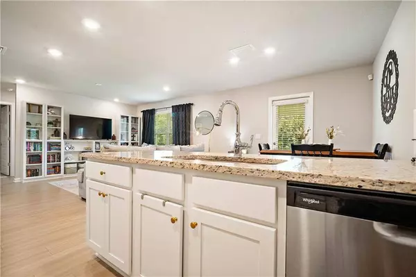 2616 Windmere DR E, Semmes, AL 36575