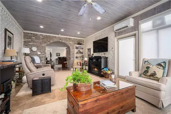 6386 Oakleigh WAY, Mobile, AL 36693