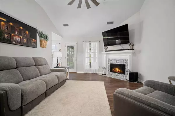 13556 James Copeland DR, Mobile, AL 36695