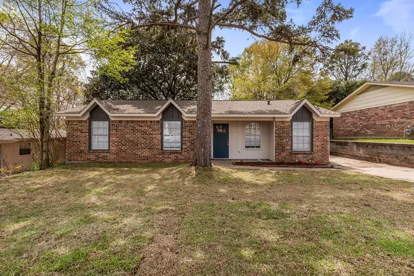 1068 Seven Hills Curv, Mobile, AL 36695-9614
