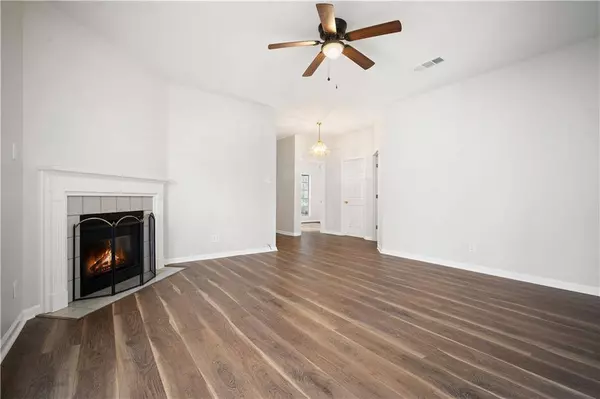 250 Spring Lake DR N, Mobile, AL 36695