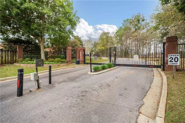 250 Spring Lake DR N, Mobile, AL 36695