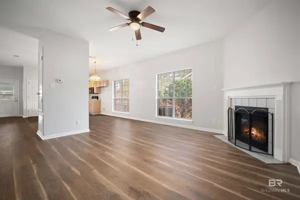 250 N Spring Lake Drive, Mobile, AL 36695-3403