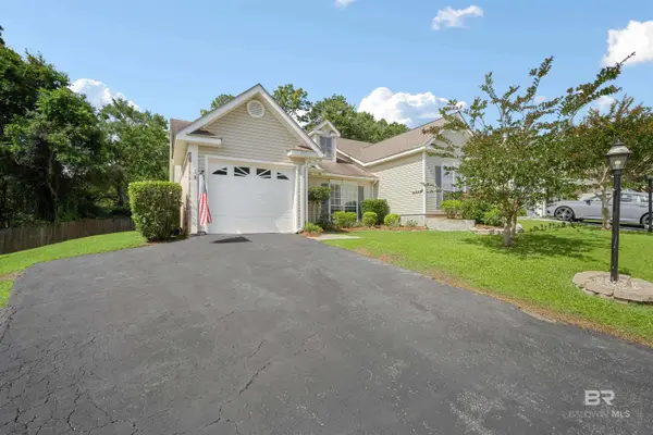 7271 S Spring Lake Drive, Mobile, AL 36695