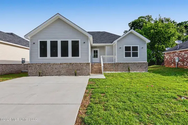 1738 Garden Park Drive, Biloxi, MS 39531