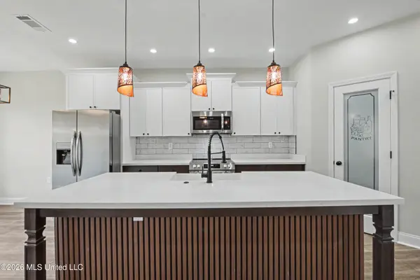 528 Plum Street, Ocean Springs, MS 39564