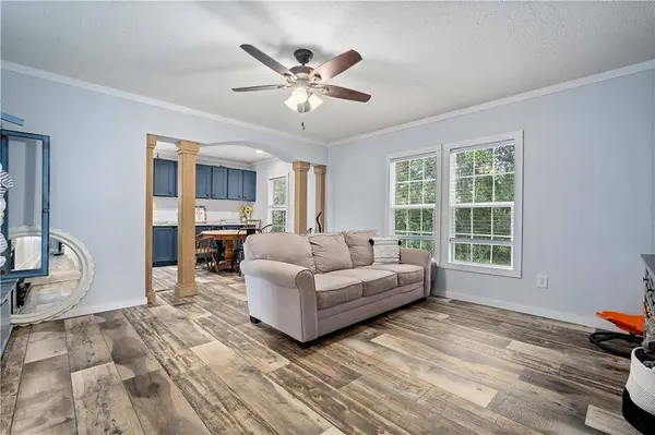 9101 Mccollough RD, Grand Bay, AL 36541