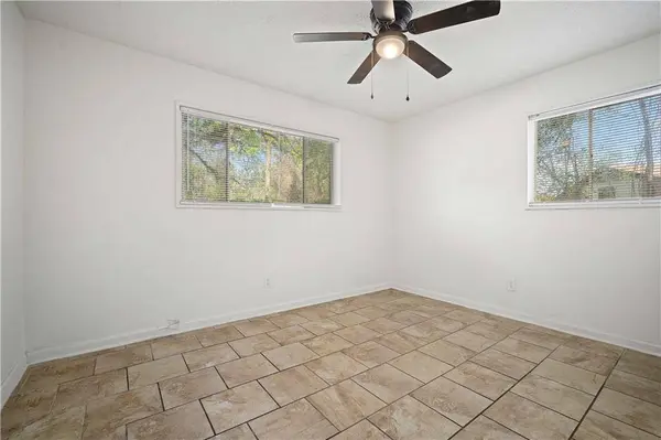 4153 Yorkshire LN, Mobile, AL 36609