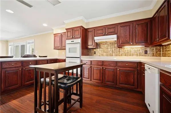 11006 Canal DR, Theodore, AL 36582