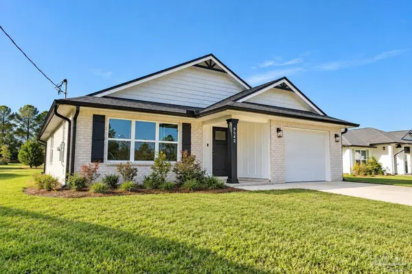 9542 Permenter Rd, Milton, FL 32583