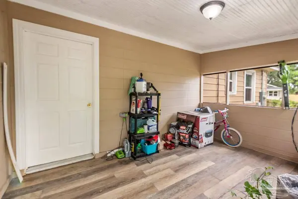 29 Mindoro Cir, Pensacola, FL 32507