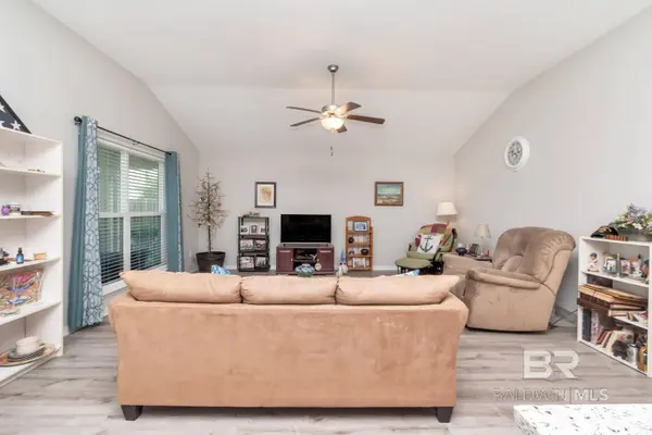 1295 Hayward Loop, Foley, AL 36535
