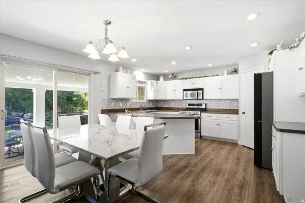 7902 S 2450 E, South Weber, UT 84405