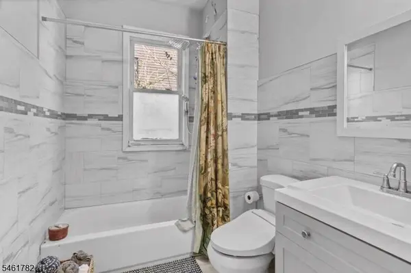105 Huntington Ter #1