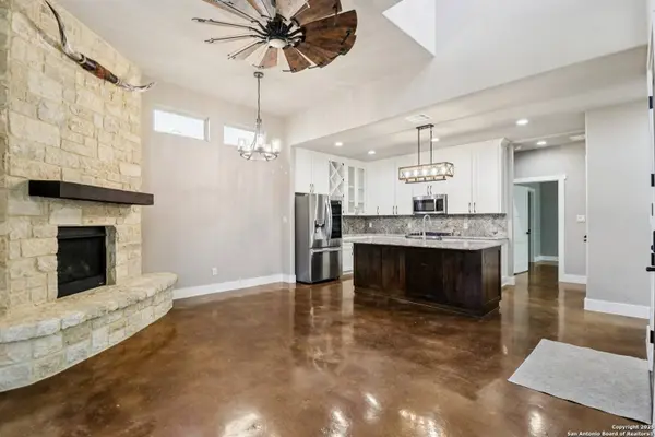 1704 Gruene Vineyard, New Braunfels, TX 78130