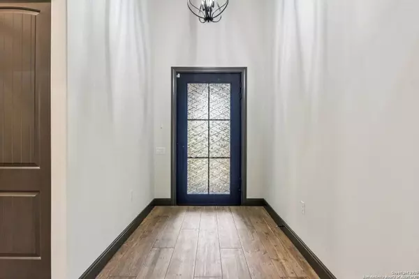 661 inner, New Braunfels, TX 78132