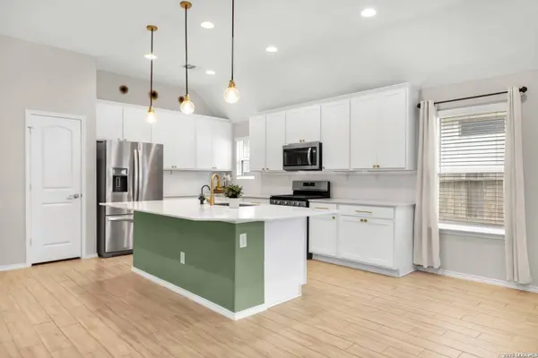 445 Rosemellow, New Braunfels, TX 78132