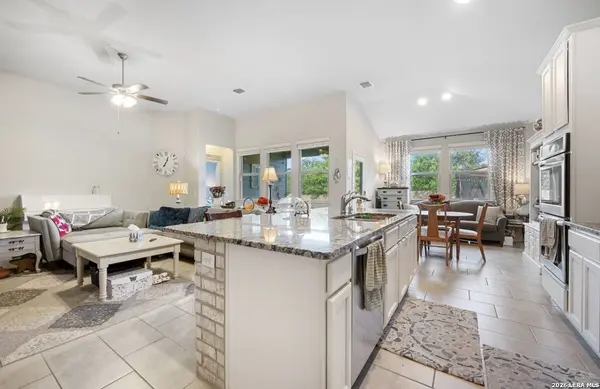 3602 High Cloud Dr, New Braunfels, TX 78130