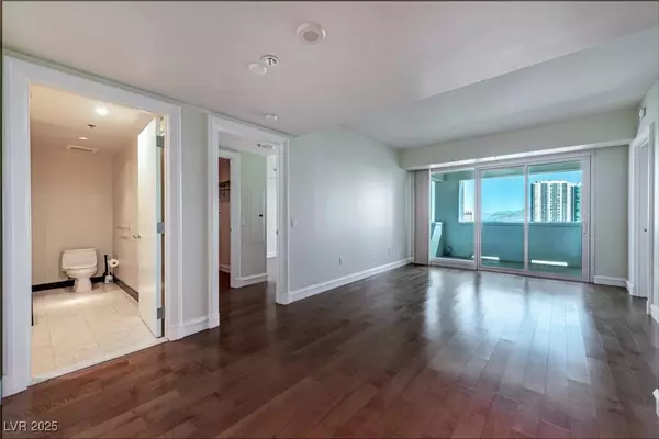 2700 Las Vegas BLVD #1804, Las Vegas, NV 89109